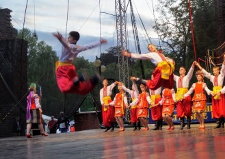 Galeria Międzynar. Olsztyńskie Dni Folkloru Warmia - arch. festiwalu