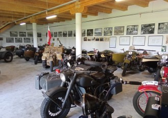 Galeria Muzeum Motoryzacji Bogdana Romanowskiego w Ciemnej Wodzie k. Bartoszyc